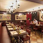 Ibis Centre 3*