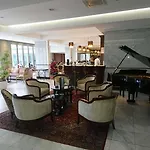 Ibis Centre Отель 3*