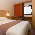 Ibis Centre