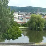 Ibis Centre 3*