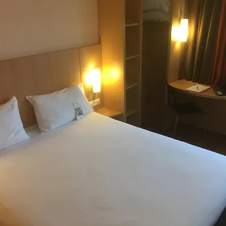 宜必思佩里格中心酒店 3*