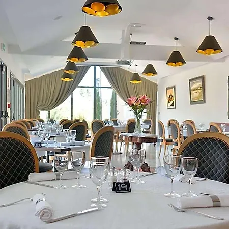 Hotel Ibis Centre 3*