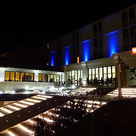 Hotel Ibis Centre 3*