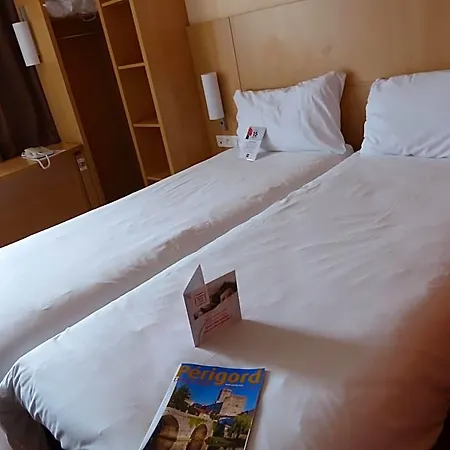 Hotel Ibis Centre 3*