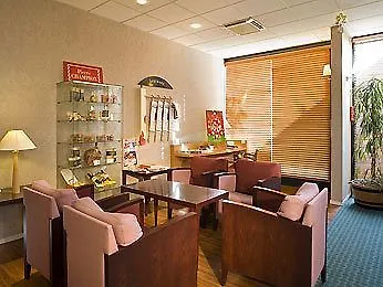 宜必思佩里格中心酒店