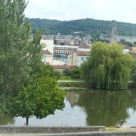 Ibis Centre 3*