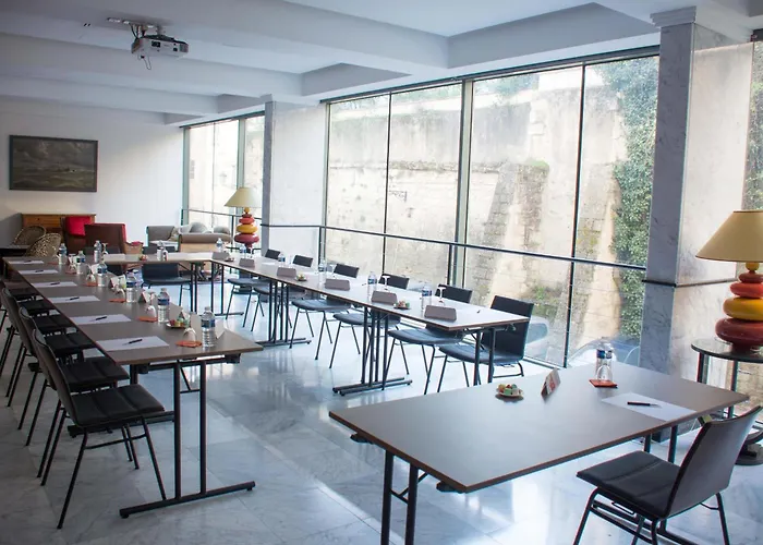 Ibis Centre فندق