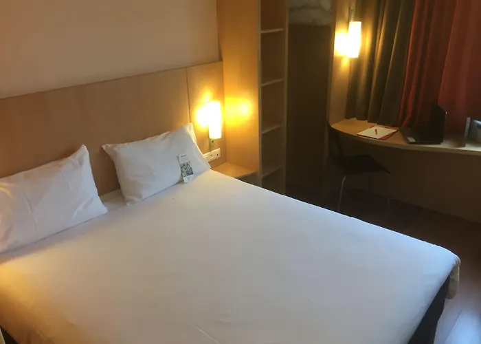 Ibis Centre Hotel
