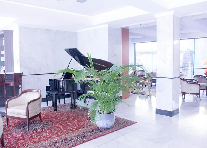 Hotel Ibis Centre 3*