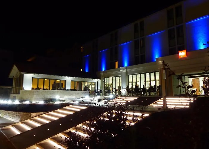 Hotel Ibis Centre 3*